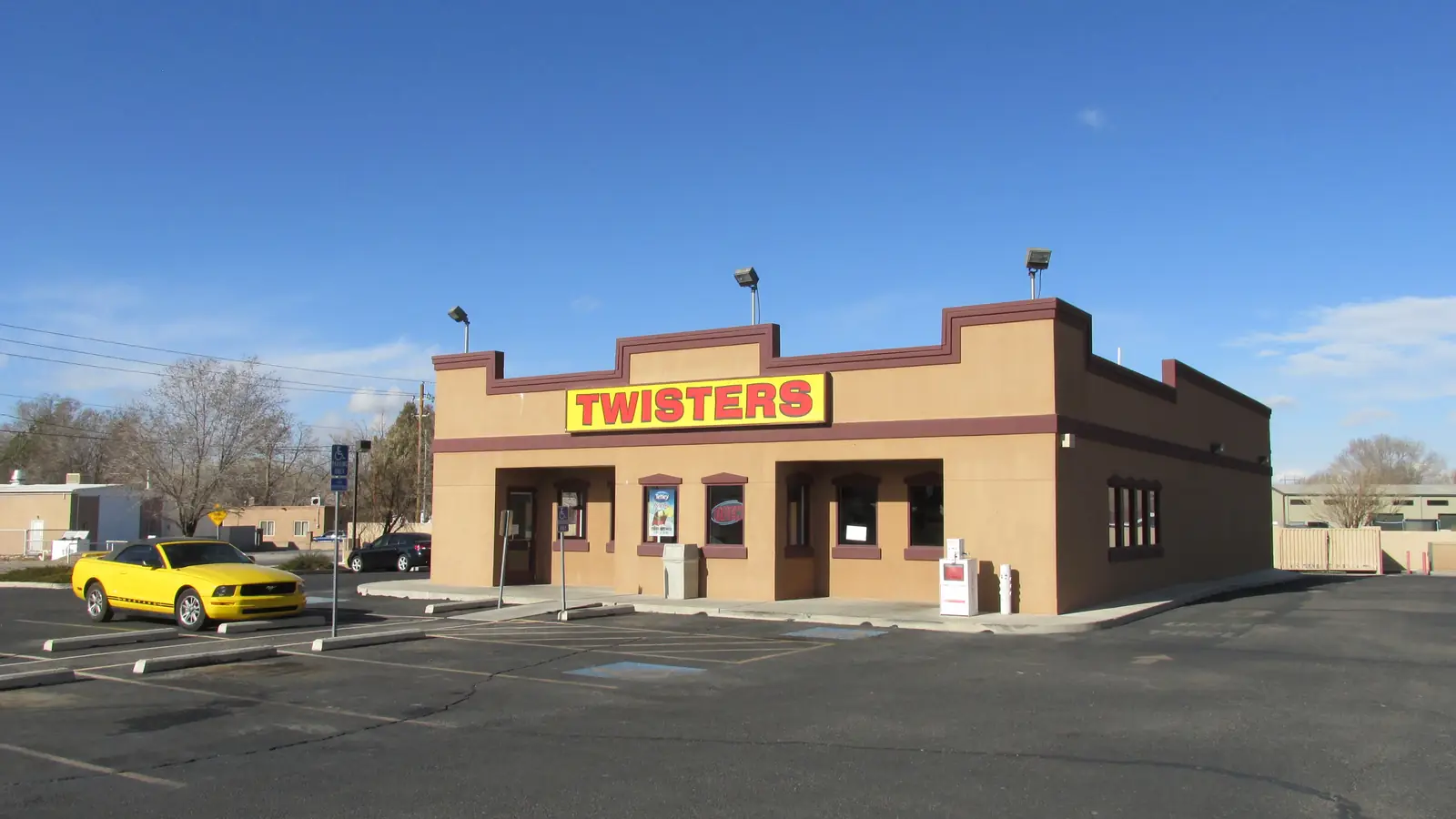 Twisters on Isleta Boulevard, Albuquerque, Los Pollos Hermanos in Breaking Bad