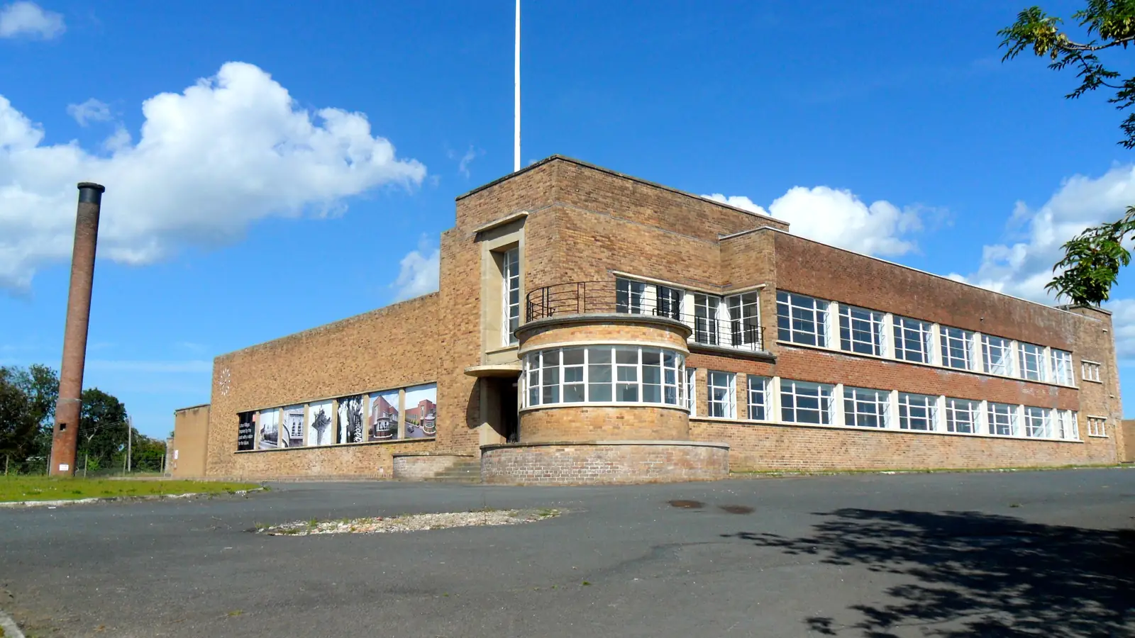 Banbridge, County Down – the town beside the former Linen Mill Studios that house the Game of Thrones Studio Tour; the studio itself has no free photo