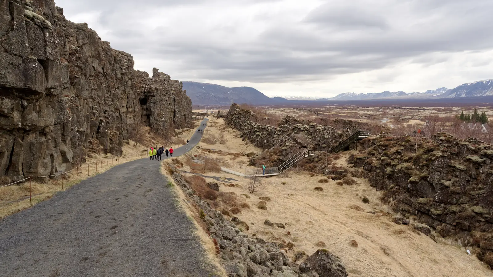 The Almannagjá rift at Þingvellir, Iceland – the road to the Eyrie