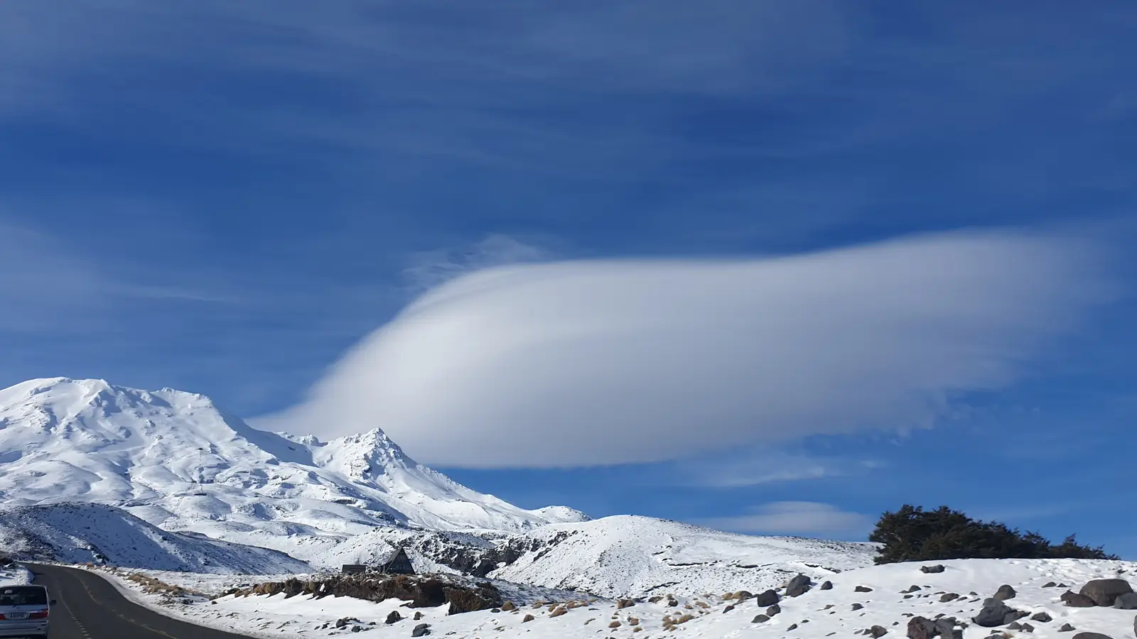 The rocky slopes of the Tūroa ski field on Mount Ruapehu – the hidden bay below the Lonely Mountain