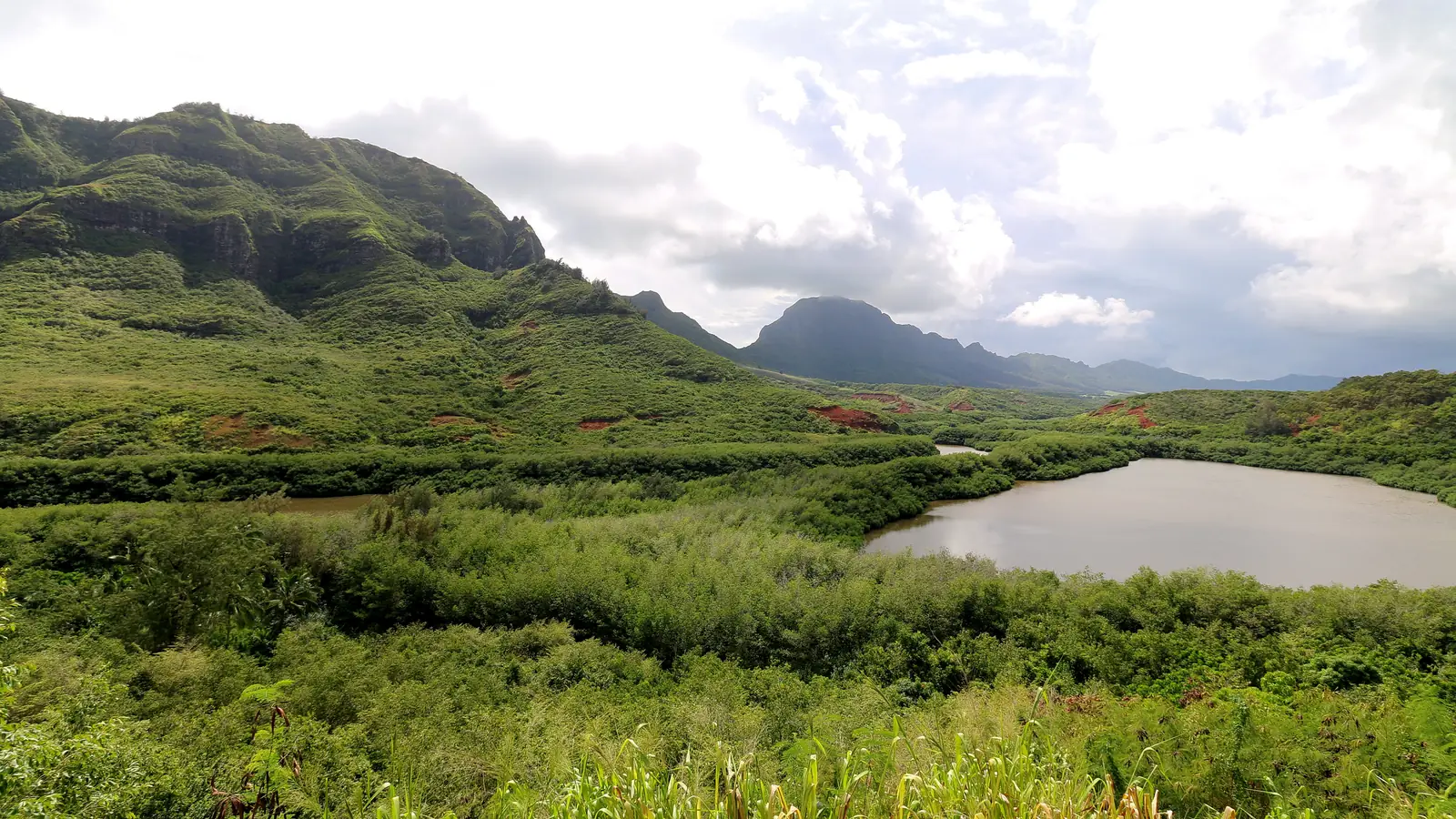 Kipu Kai beach below the Haupu ridge, Kauai – the picnic beach of the opening scene in The Lost World: Jurassic Park